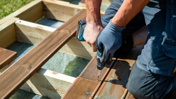 decks_company_deck_repair_2